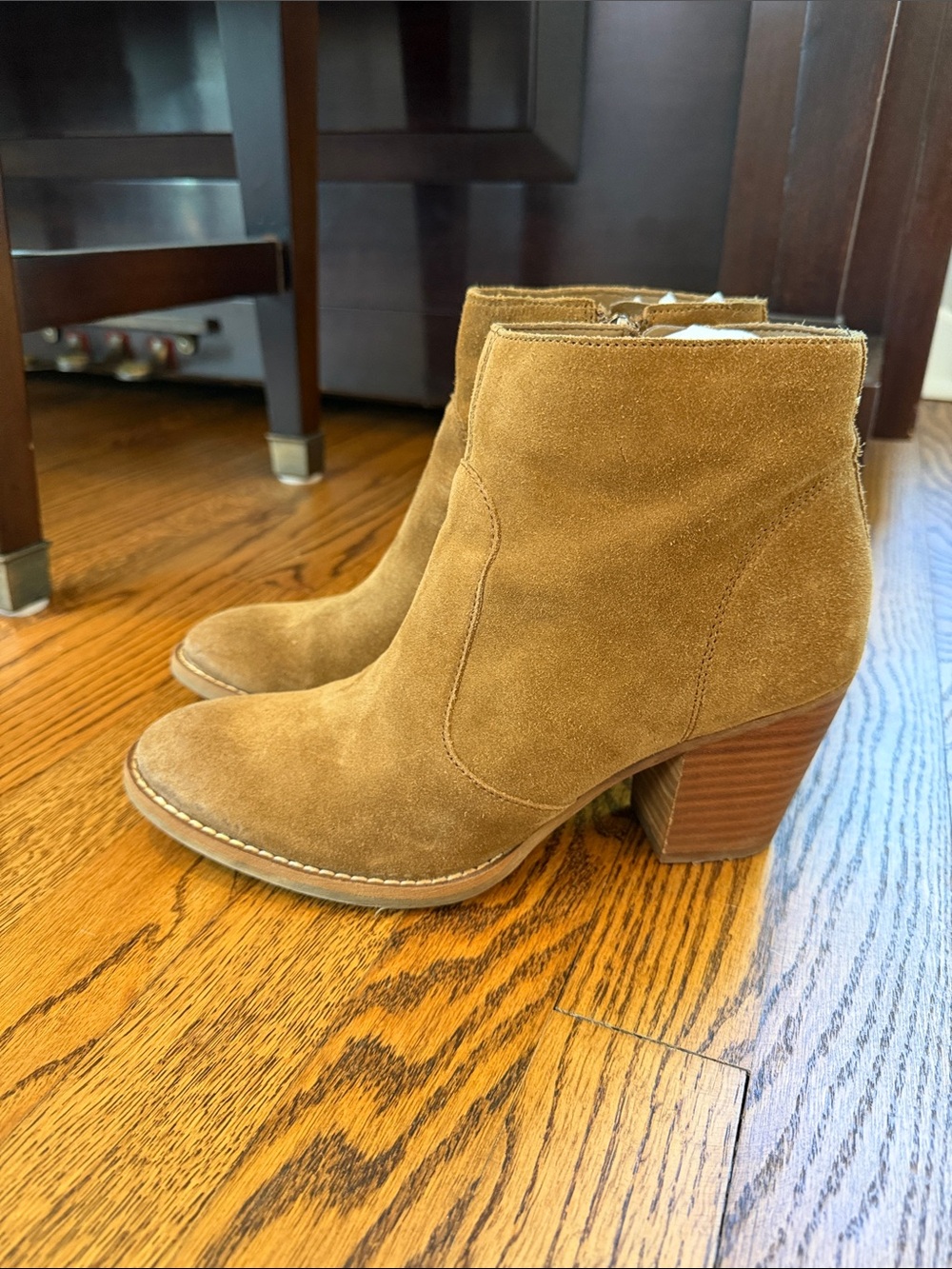 Like New! Sam Edelman “Mari” Block Heel Ankle Booties in Hazelnut Suede Sz 9M